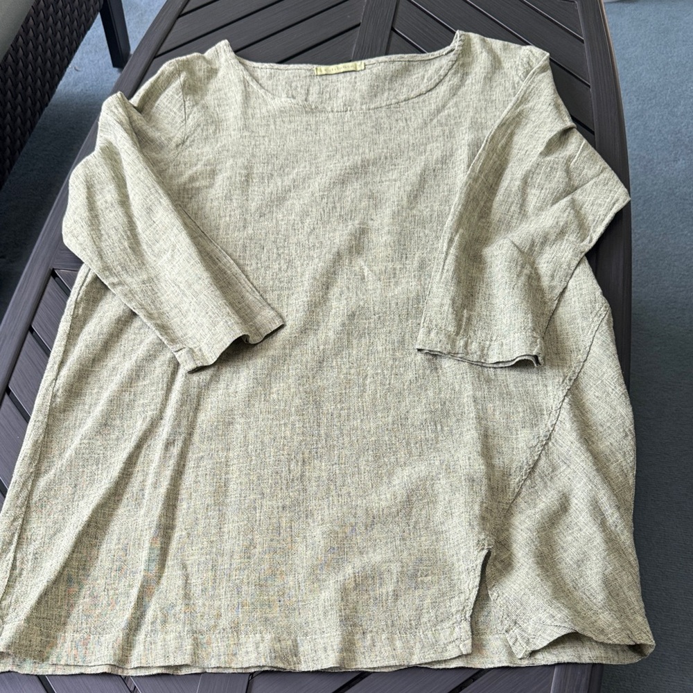 Cut Loose Sage Green Tunic Top